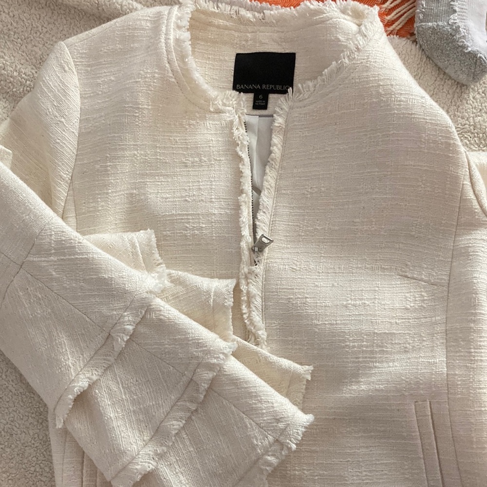 Banana Republic EUC black label jacket/ blazer- look at the sleeves!